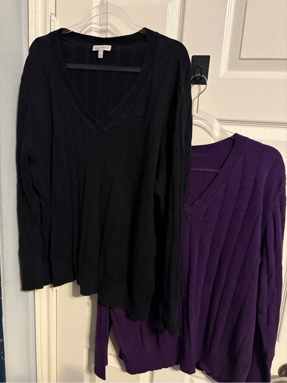 236- bundle fashion bug v neck sweaters 30/32